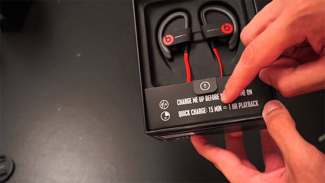 how to power on beats wireless